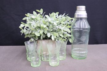 Vintage Flower Etched Green Vaseline Glass Cocktail Shaker And Matching Ribbed Tumblers