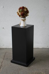 Black Display Pedestal Stand