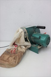 Grizzly G0710 - 1 HP Wall Hanging Dust Collector