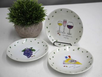 Souvenirs De Paris Set Of 3 Plates Art & Design By Jill Ruther