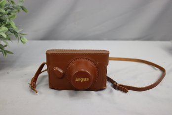 Vintage Argus Range Finder Film Camera With Original Leather Carry Case