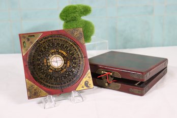 Vintage Chinese Feng Shi Compass With Case