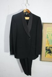 Classic Black Two-Piece Tuxedo - Size 37 Regular