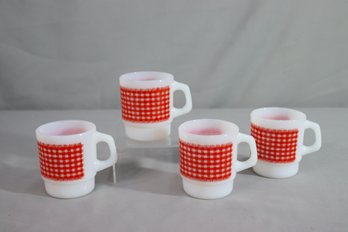 Group Of 4 Vintage Anchor Hocking Fire King Red Gingham Plaid Stacking Mugs