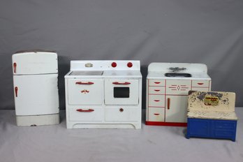 Vintage Tin Toy Miniatures - 4pc Kitchen Set By Wolverine Supply And Others