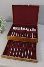 Vintage Flatware And Lined Wooden Storage Box. S/p