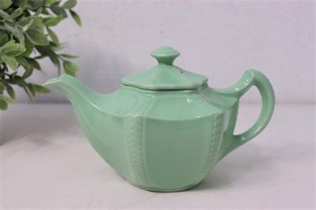 Vintage MCM Celadon Green Teapot (similar To Hall China Co.  Connie Teapot )