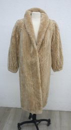 Vintage Blonde Fur Coat -(Size M)