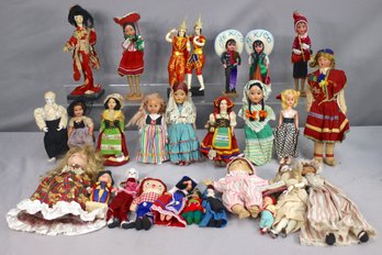 Globe-spanning Group Lot Of Ethnic And Character Figurines And Dolls