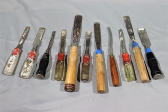 Assorted Lot Of Chisel & Art Craft Wood Carvers