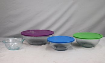 Group Lot Of Pyrex Mixing/storage Bowls - 3 With Colorful Tops