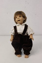D'Nilo Expression Doll - Smiling Boy In Brown Pants And White Top