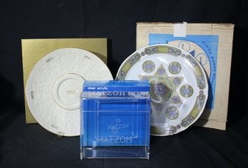 Clear Acrylic Matzoh Box And Two Passover Seder Plates