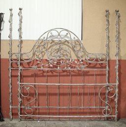 Scrolled Weathered Wrought Iron Four Post King Size Bed Frame - With Rails