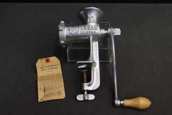 The Universal Hand Crank Meat Chopper No 323 (vintage But New-Never Used)