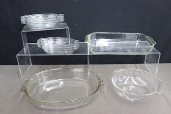 Group Lot Of Bakeware, Pyrex And Anchor Ovenware