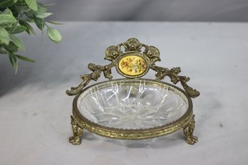 Vintage Starburst And Thumbprint Cut Glass Bowl In Filigree Brass-tone Stand