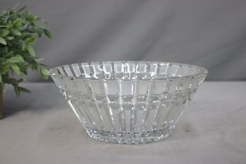 Vintage Genuine Hand Cut Russian Lead Crystal Centerpiece Bowl