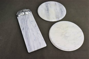 Group Lot: (1) White Marble Cheese/Charcuterie Board Apples & (2) White Marble Round Trivets