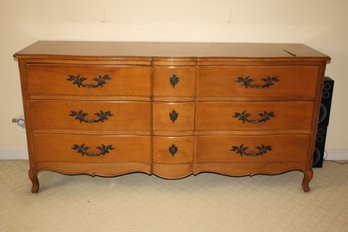 Vintage French Provincial Triple Dresser With 6 Drawers