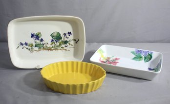 Assorted Lot Of Vintage Bakeware Trays