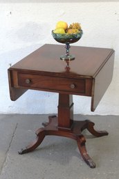 Charming Mahogany Pembroke Drop-Leaf Table With Drawer