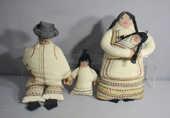 Traditional Handmade Andean Family Doll Set