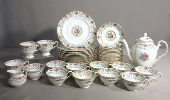 50-Piece Vintage Tuscan Fine English Bone China 'Orleans' Tea Set