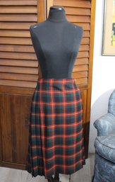 Classic Vintage Lauren Ralph Lauren Wool Wrap Skirt  Size 10