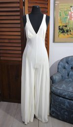 Young Duuncent White Jumpsuit  Size 11
