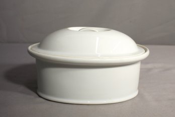 Vintage White Ceramic Covered Serving Dish - 6' X 6.5'