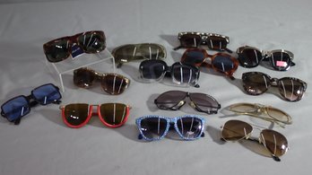 Group Lot Of Sunglasses