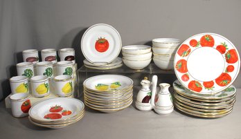 Vintage Deruta Italian Porcelain Dinnerware Set - Vibrant Hand-Painted Fruit Designs'