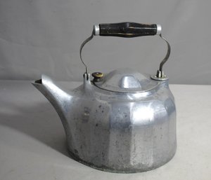 Griswold Colonial Design Cast Aluminum 5 Quart Kettle