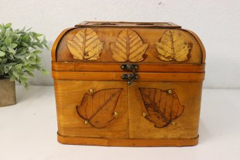 Mansard Lidded Wooden Small Chest With Sunken Relief And Applique Of Leaves