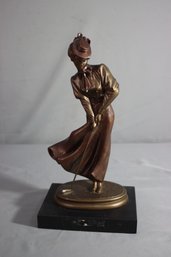 Austin Productions Woman Golfing Figurine Sculpture Sculpture Dated