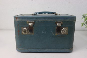 Vintage Cosmetic Case With Mirror