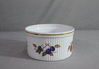 Royal Worcester Evesham Round Casserole Serving Dish