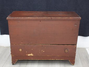 Vintage Wooden Blanket Hope Chest With Drawer