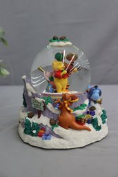 Disney Winnie The Pooh & Friends Holiday Concert Christmas Musical Snow Globe