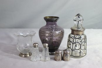 Vintage Tabletop Smalls: 2  S&P Sets, 2 Glass Vases, Silver Onlay Condiment/Spice Bottle With Finial Stopper