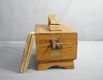 Vintage Griffin Shinemaster Shoe Shine Box With Equipment