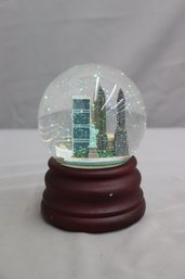 NY Skyline  Snow Globe