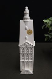 AVA Holland Porcelain Historic Building Wall Hanging