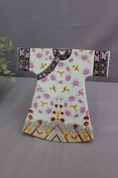 Porcelain Small Kimono Trivet/Display