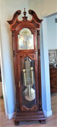 Howard Miller Elegant And Stately Mahogany Grandfather Clock