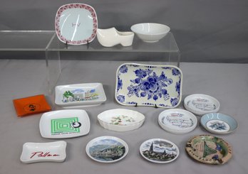 Group Lot Of Vintage Travel And Souvenir Ashtrays