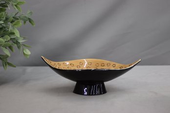 Arestorides Pattern Oblong Pointed Tip Pedestal Bowl