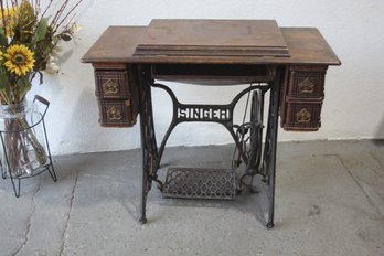Antique Singer Treadle Sewing Machine Table