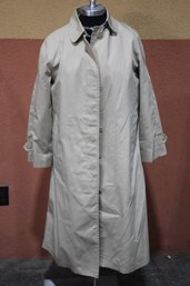 Rack D - Vintage London Towne Trench Coat   Size 42R